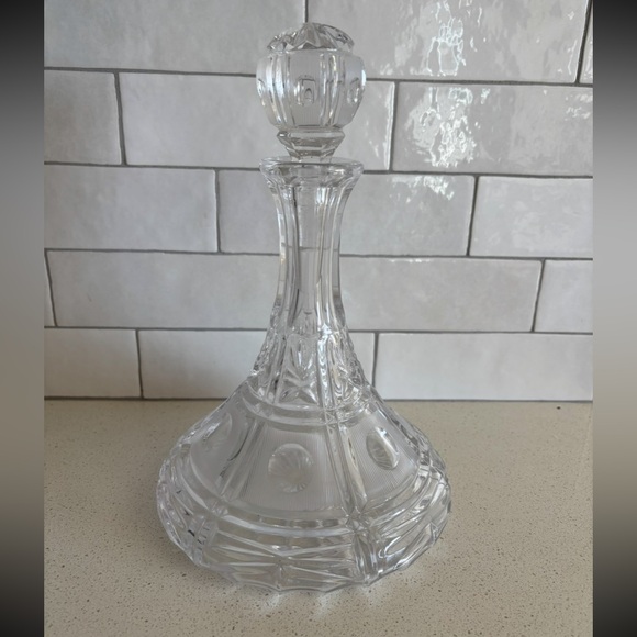 Vintage Other - Heavy Crystal Ship Captains Liquor Decanter & Stopper - 11"